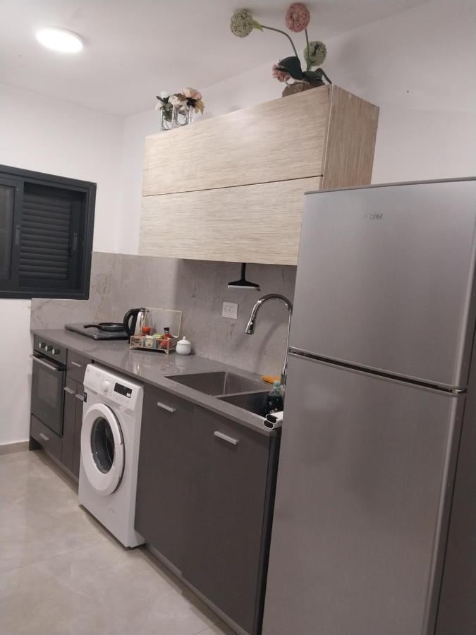 שירת דבורה בבני ברק Apartment Giv'at Shemu'el Екстериор снимка